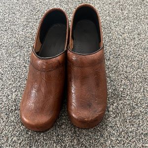 LL Bean Clogs